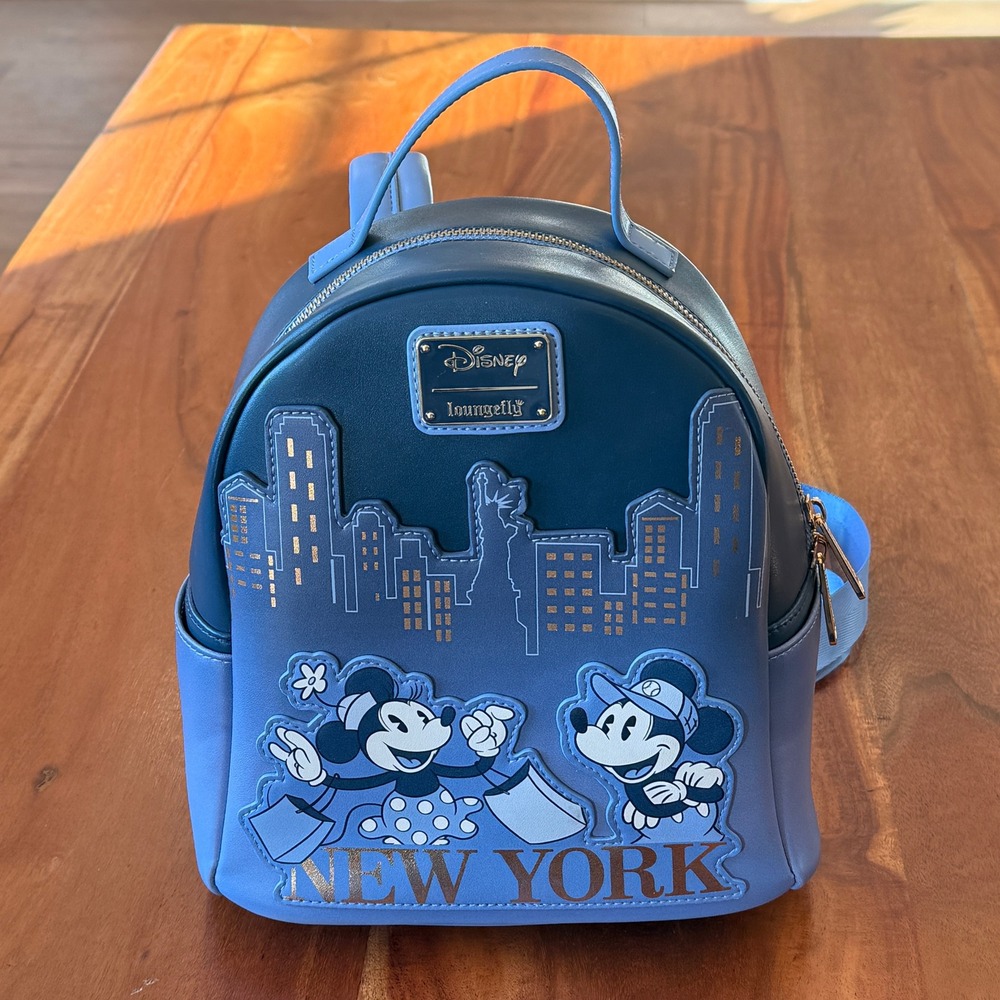 Disney LoungeFly New York City Scape Minnie & Mickey Bag NWOT
